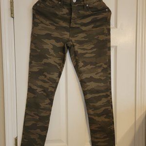 Levi Camouflage Jeans